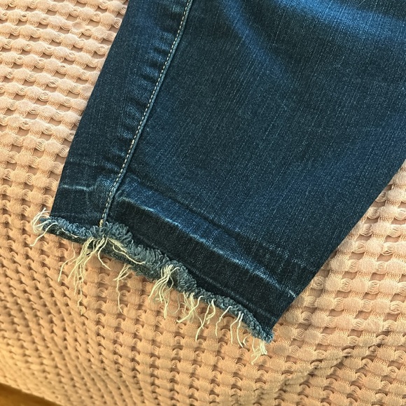 Bombshell skinny jeans - Picture 2 of 7